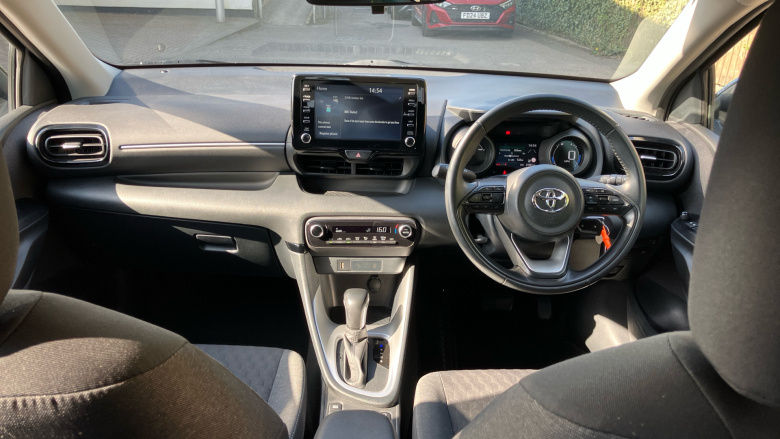 Toyota Yaris 1.5 Hybrid Design 5dr CVT [Nav] Hybrid Hatchback